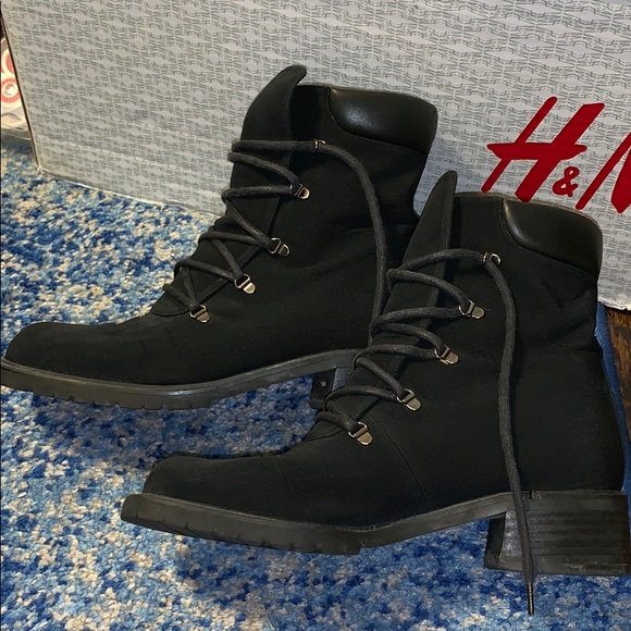 🥾 STUART WEITZMAN GORE-TEX LACE UP MOTO BOOTS 🥾 - Picture 4 of 6